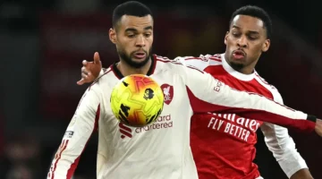 قمة الجولة.. آرسنال يقسّم النقاط مع ليفربول في صراع الدوري